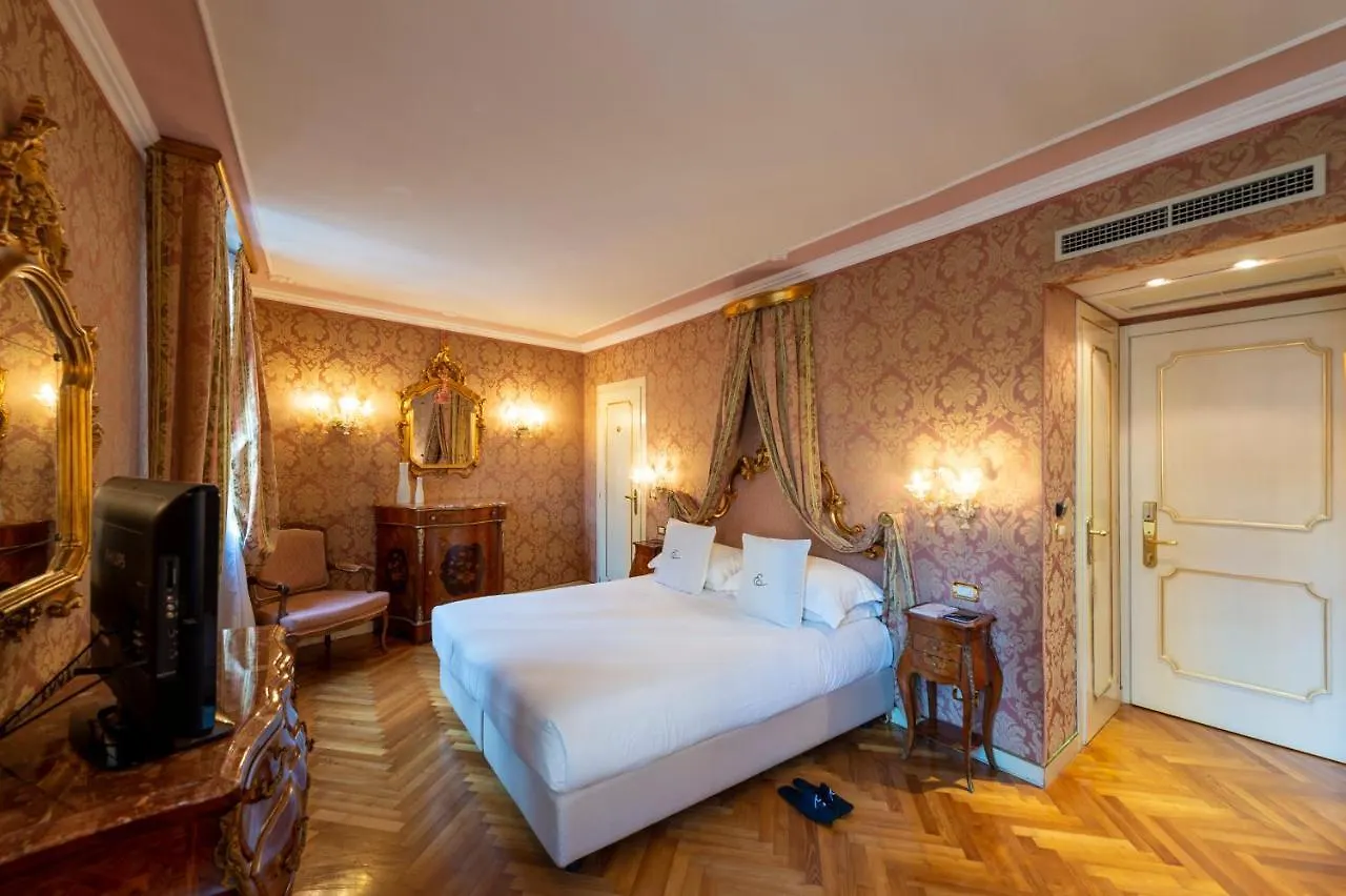 ***  Hotel Antico Doge - A Member Of Elizabeth Hotel Group Wenecja Włochy