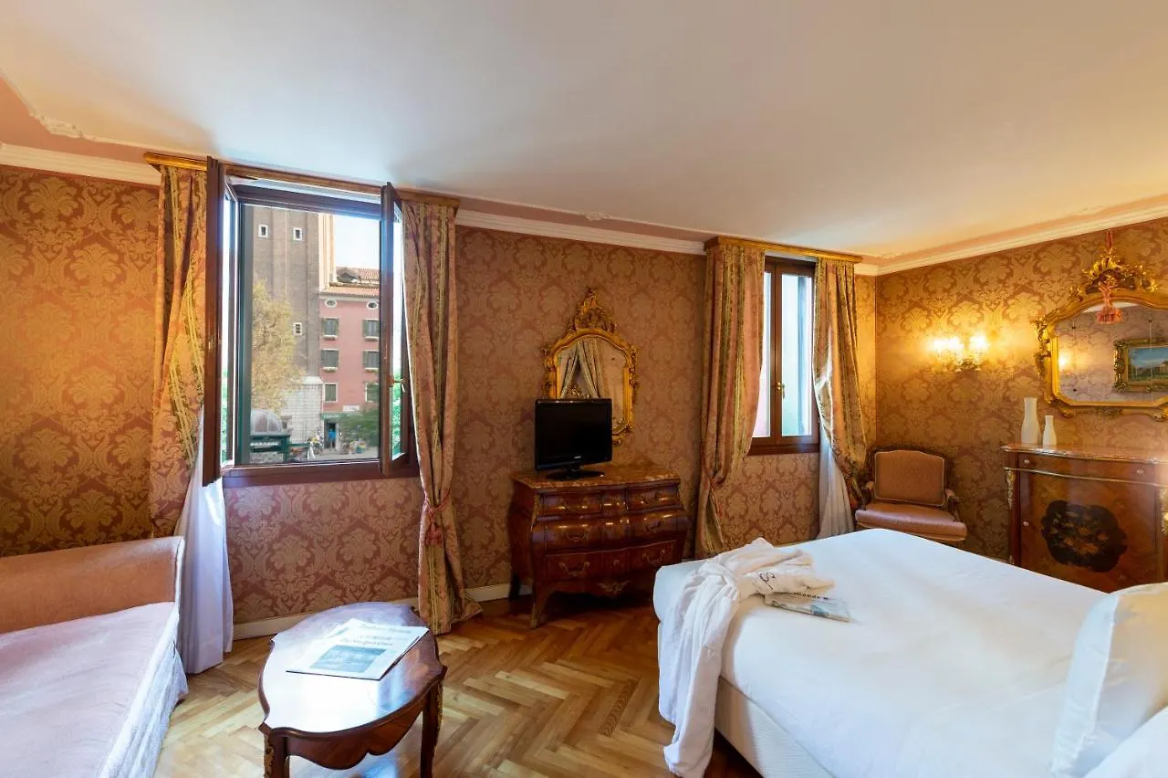 ***  Hotel Antico Doge - A Member Of Elizabeth Hotel Group Wenecja Włochy